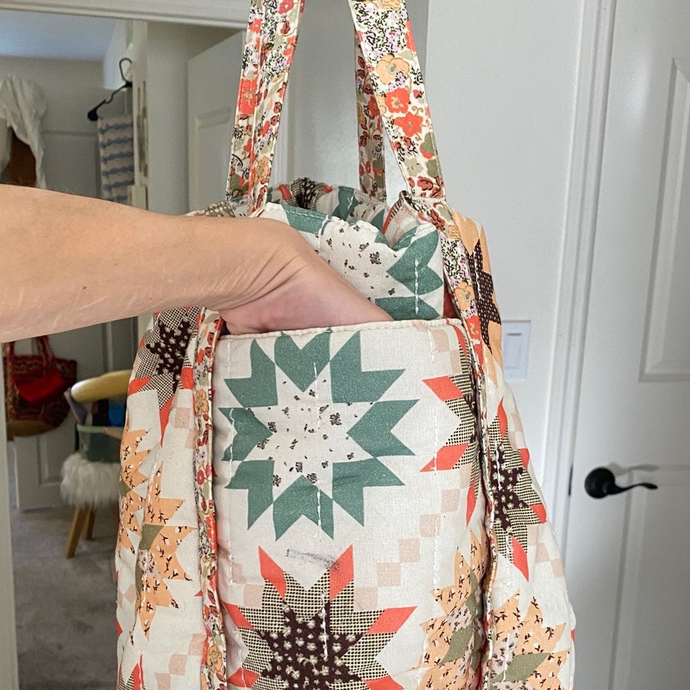 Quilted Patchwork Tote Bag Universal Thread Like … - image 2